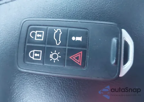 2014 Volvo S60 T5 from USA, damaged, VIN YV1612FH4E2276641